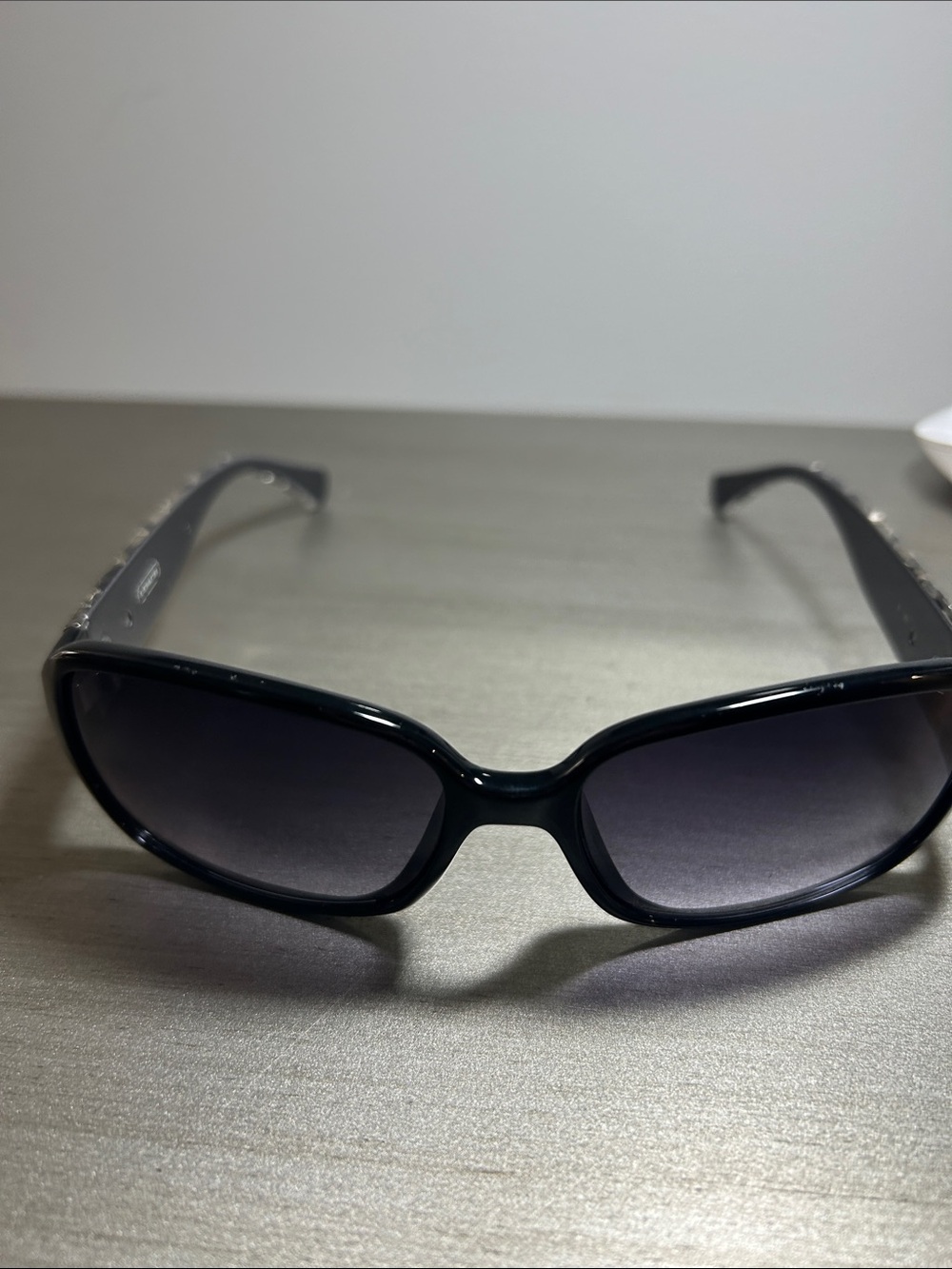 Coach Women’s Black and Grey Sunglasses with Gradient Lenses - Picture 5 of 9